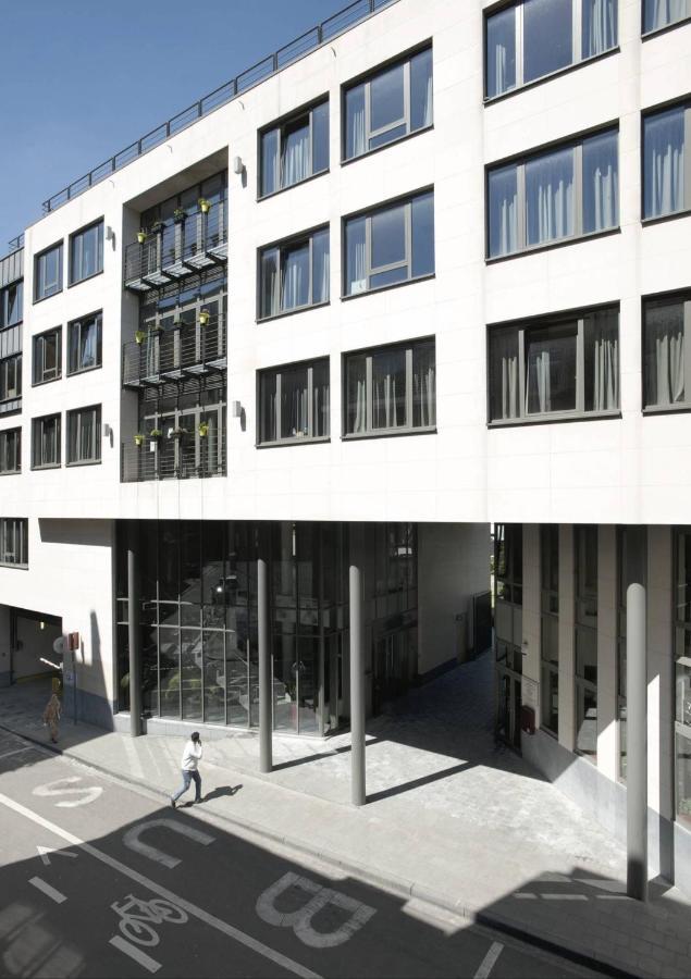 Youth Hostel Van Gogh Saint-Josse-ten-Noode المظهر الخارجي الصورة