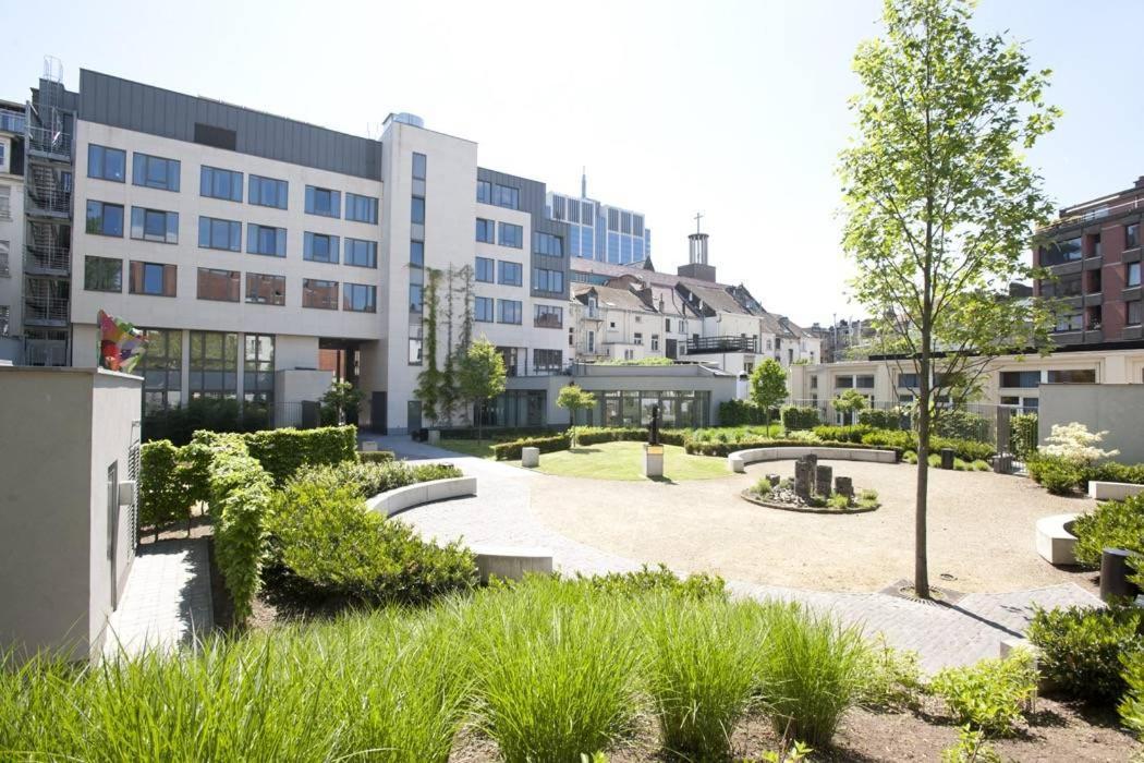 Youth Hostel Van Gogh Saint-Josse-ten-Noode المظهر الخارجي الصورة