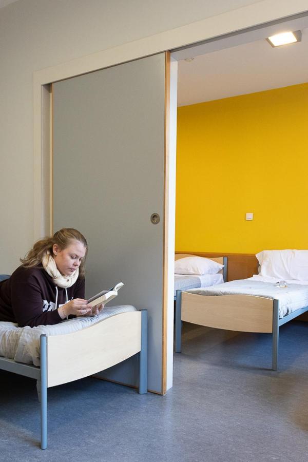 Youth Hostel Van Gogh Saint-Josse-ten-Noode المظهر الخارجي الصورة